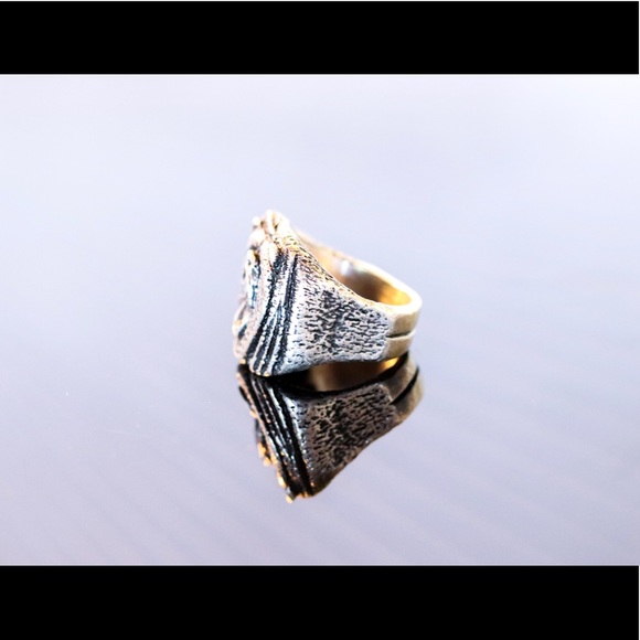 Custom Made Grizzly Bear Ring - Picture 2 of 3